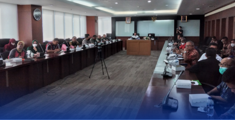 JELANG HUT RI KE 77: Demi mensukseskan pelaksanaan HUT RI ke 77, Pemprov Kaltim melaksanakan rapat.