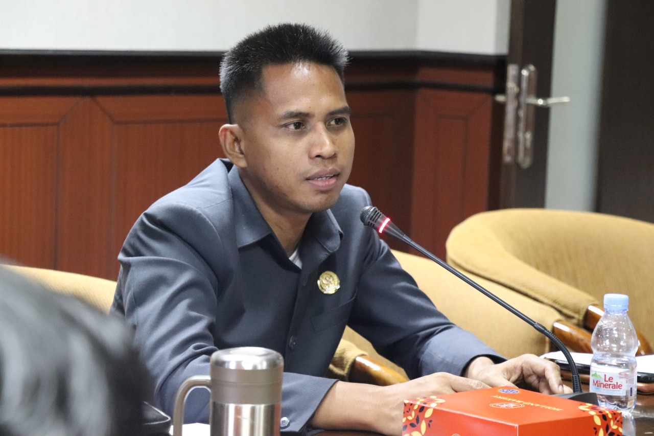 FOTO : Anggota DPRD Kaltim Sutomo Jabir