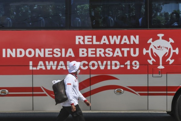 FOTO : Ilustrasi COVID-19. (ANTARA FOTO/Muhammad Adimaja)