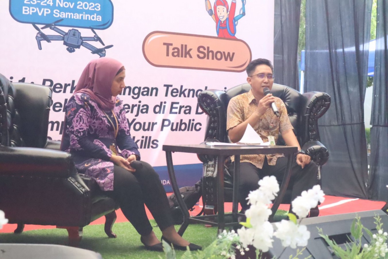 BERBAGI INFORMASI: Fahmy Asa menjelaskan seputar potensi dan peluang yang bisa digali dari dunia digital yang terus berkembang saat ini.