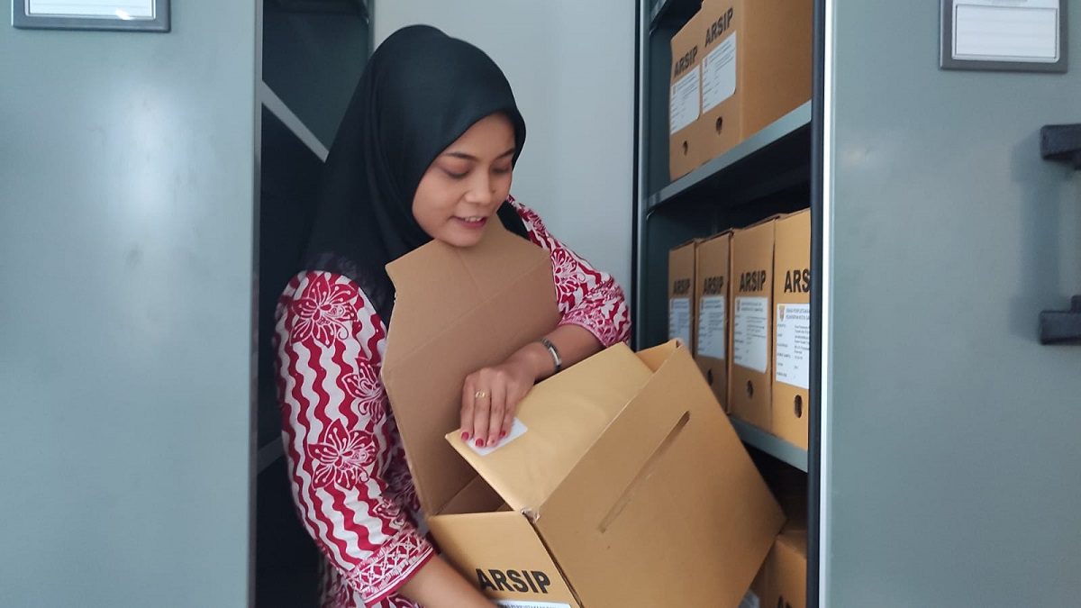 HARUS BERGERAK: Jemput bola menjadi salah satu cara Dispursip Samarinda menertibkan kegiatan penataan arsip di OPD dalam naungan Pemkot Samarinda.