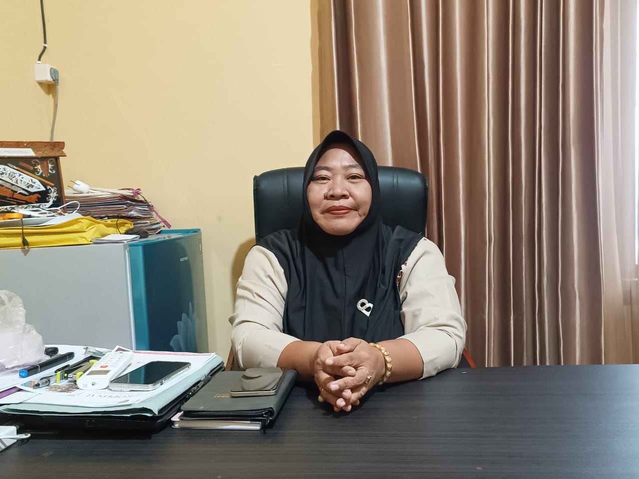 Hermi Kuaria, Kades Loa Ulung