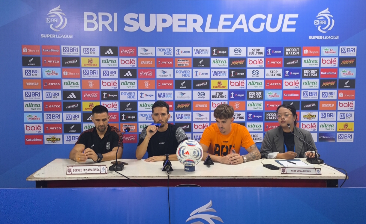 Konfrensi pers setelah pertandingan antara Borneo fc melawan bali united